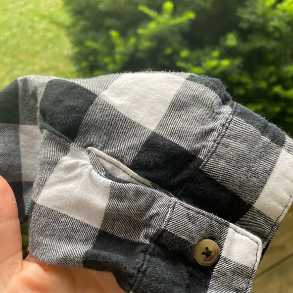 𝙿𝚕𝚊𝚒𝚍 𝚝𝚘𝚙 - Picture 3 of 4